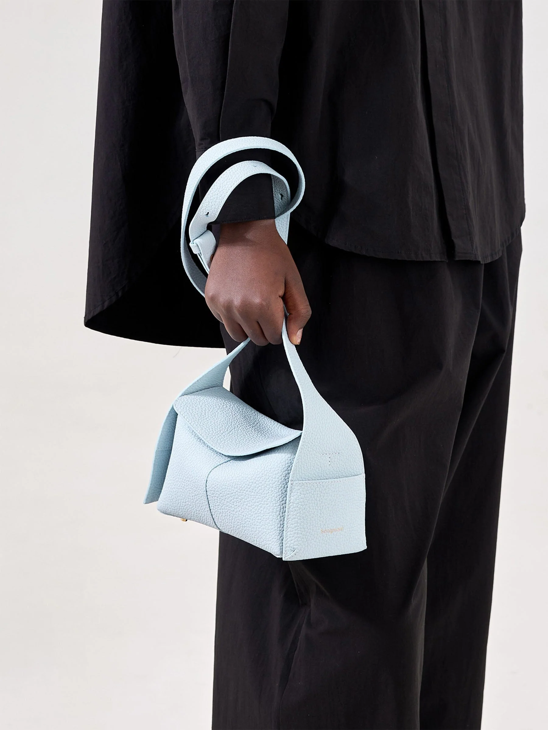 1067-mini-drippy-roof-bag-3.webp Mini Drippy Roof Bag