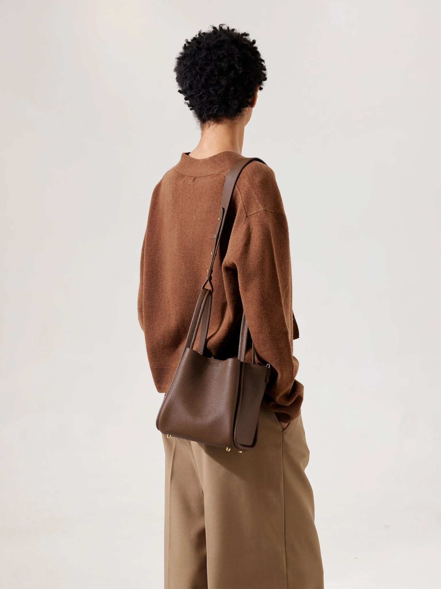1068-medium-song-bag-2.webp Medium Song Bag