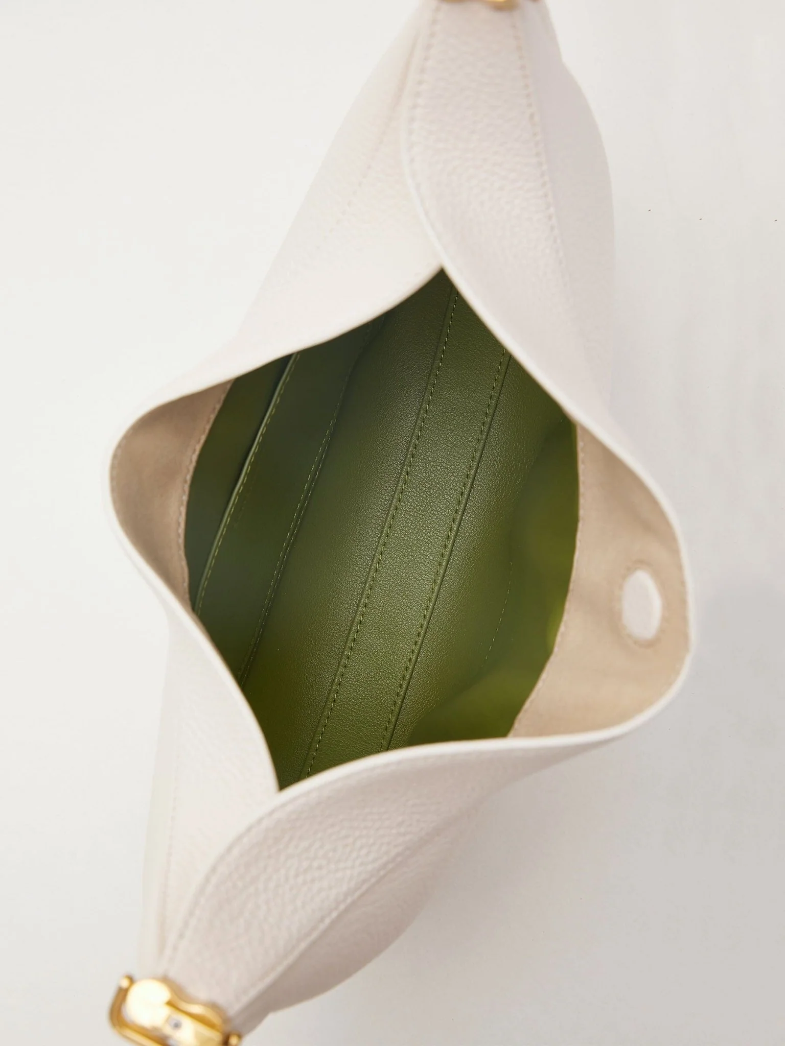 1103-luna-bag-vegan-leather-9.webp Luna Bag (vegan leather)