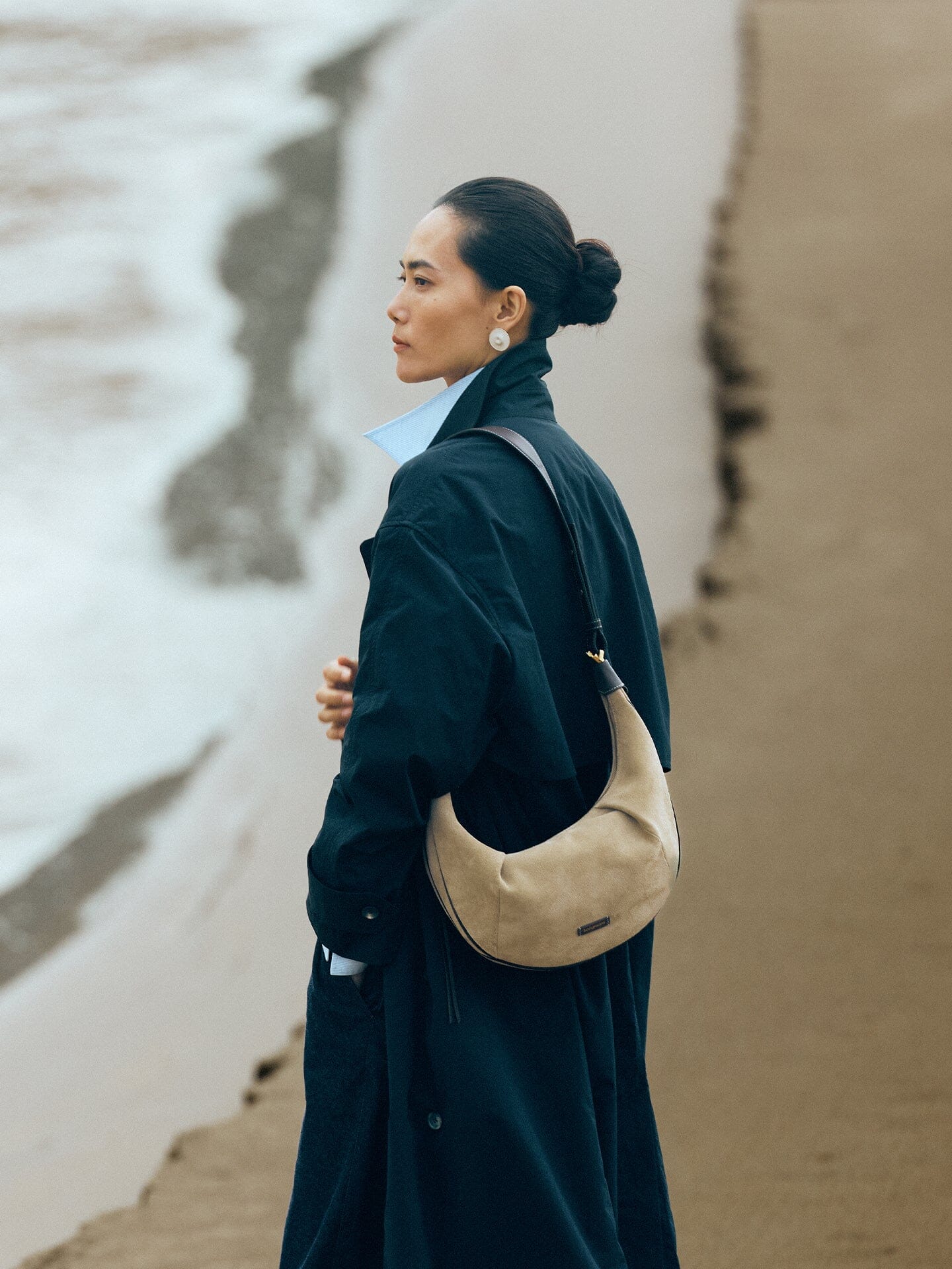 Medium Luna Hobo Bag