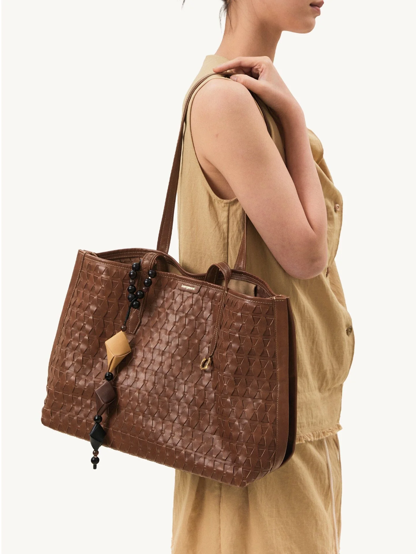122-medium-lattice-tote-3.webp Medium Lattice Tote