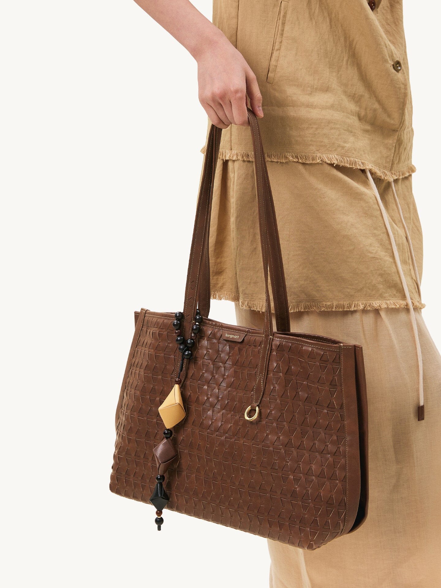 122-medium-lattice-tote-4.jpg Medium Lattice Tote