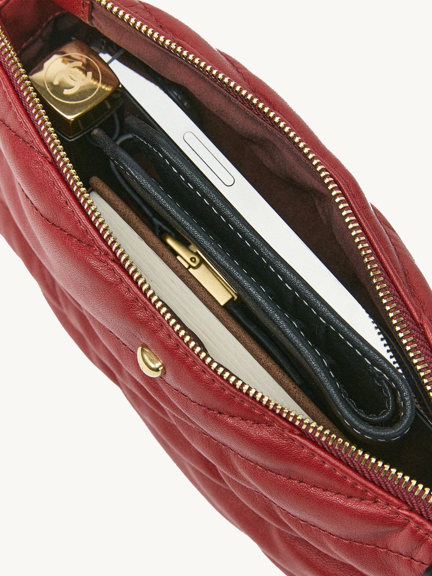 Winding Underarm Bag