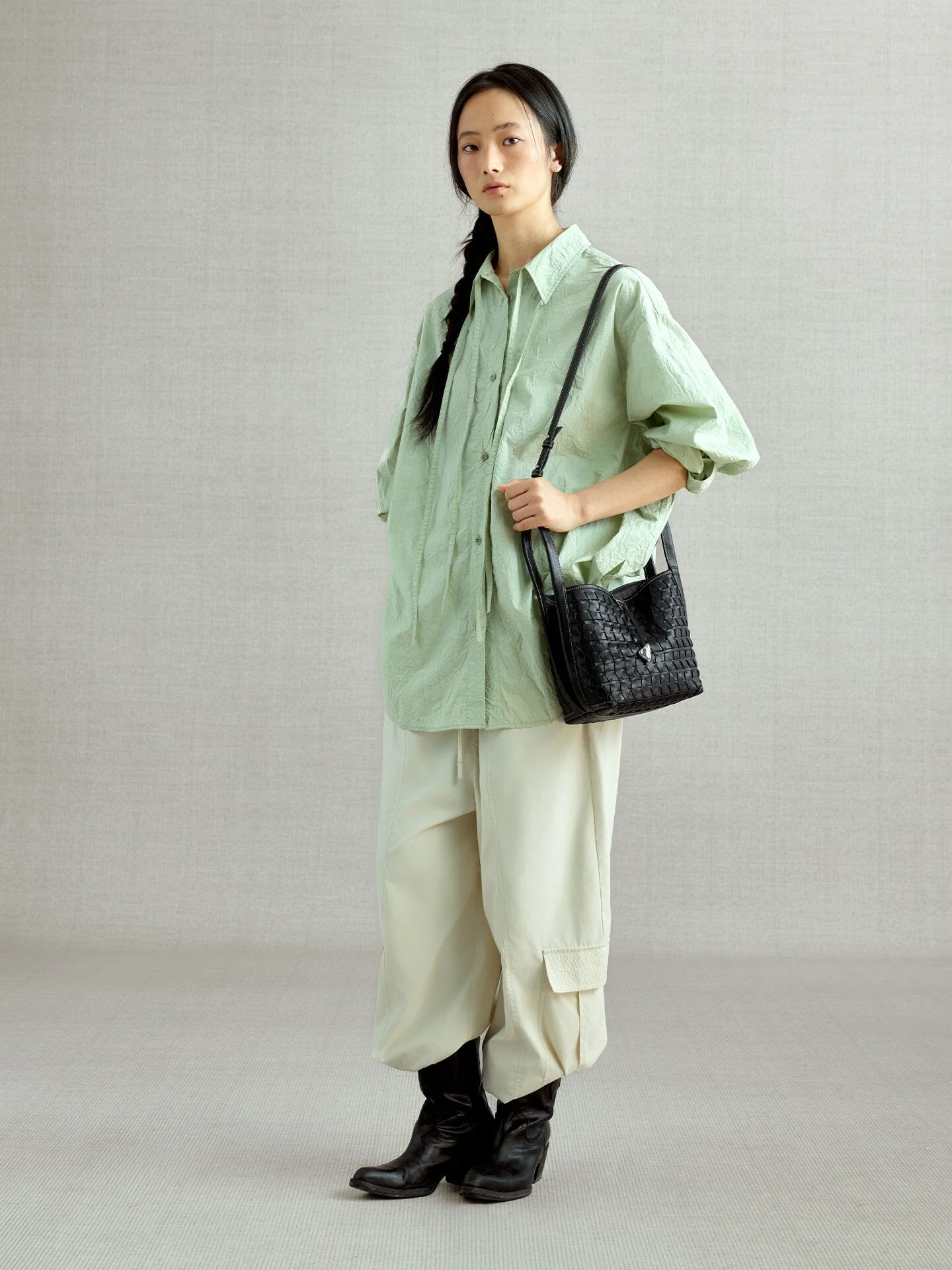 177-lattice-bucket-bag-2.webp Lattice Bucket Bag
