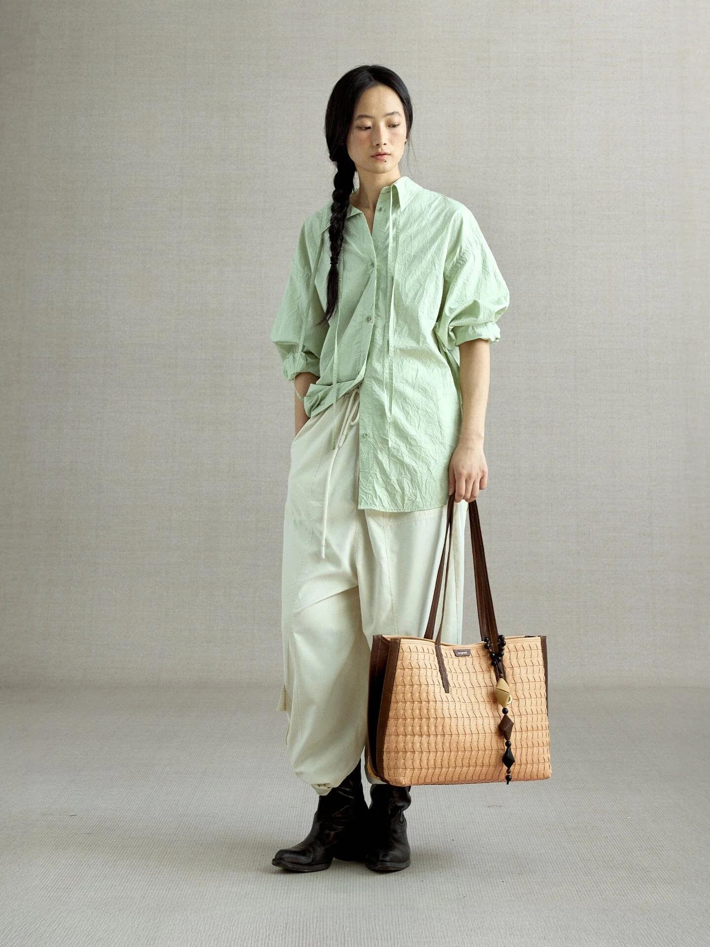 185-medium-lattice-tote-3.webp Medium Lattice Tote