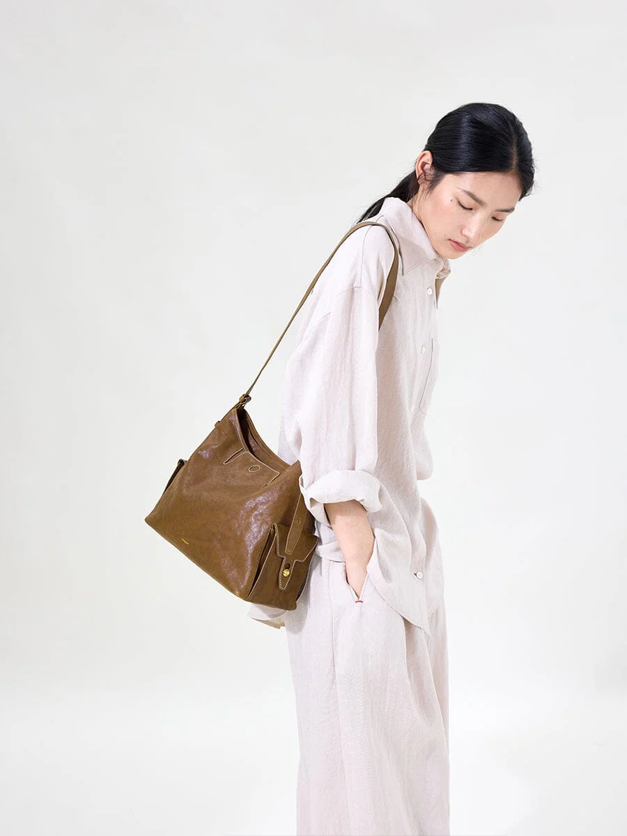 231-medium-yore-hobo-bag-5.webp Medium Yore Hobo Bag