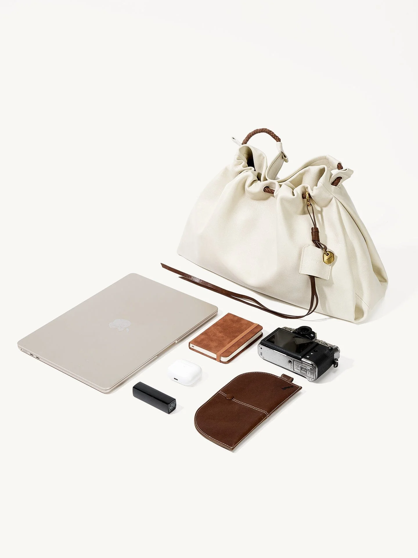 24-medium-gather-bag-set-12.webp Medium Gather Bag Set