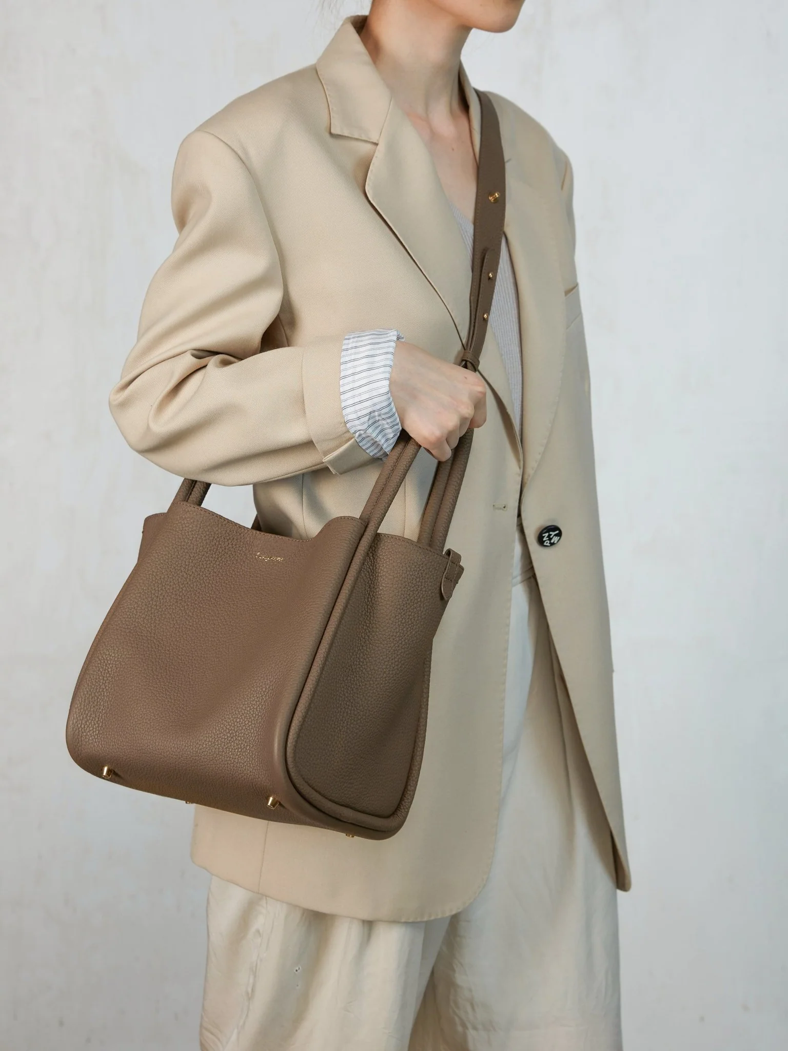 254-large-song-bag-2.webp Large Song Bag