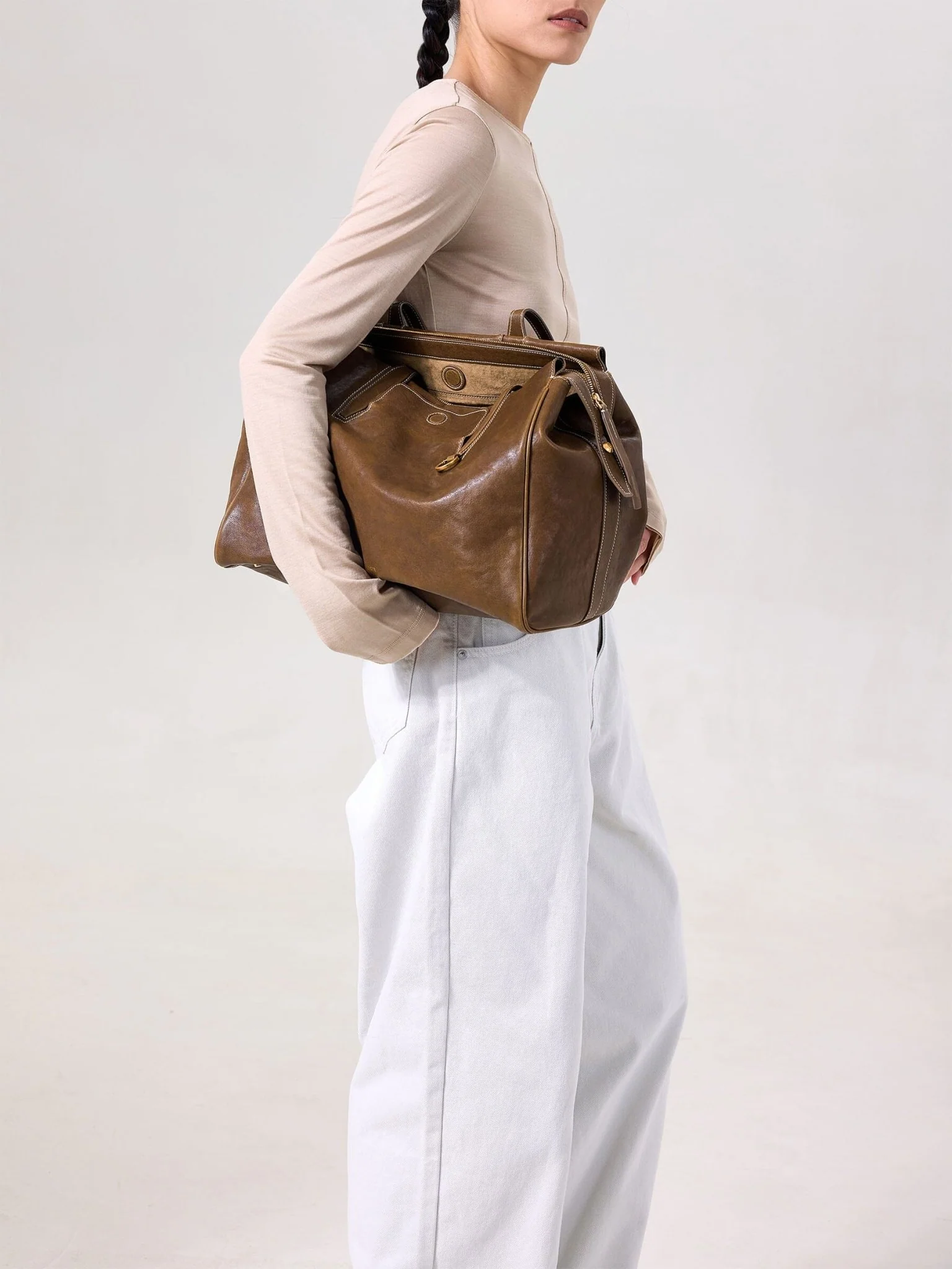 269-medium-yore-duffle-bag-6.webp Medium Yore Duffle Bag