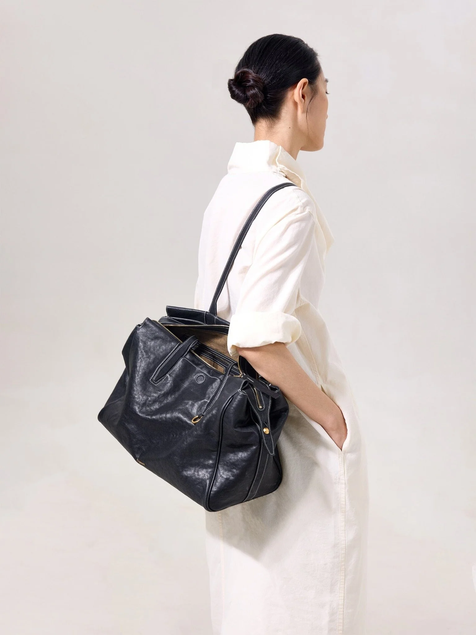 274-medium-yore-duffle-bag-3.webp Medium Yore Duffle Bag