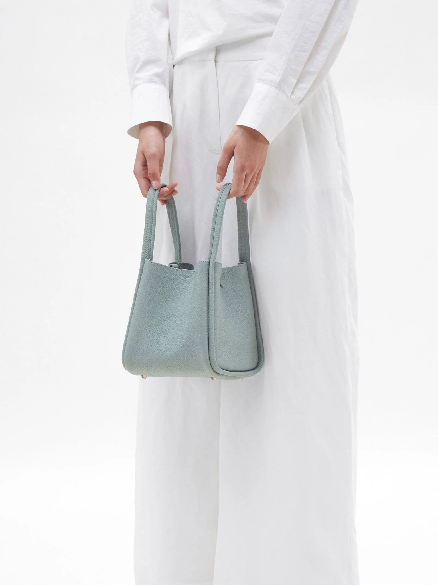 480-medium-song-bag-3.webp Medium Song Bag
