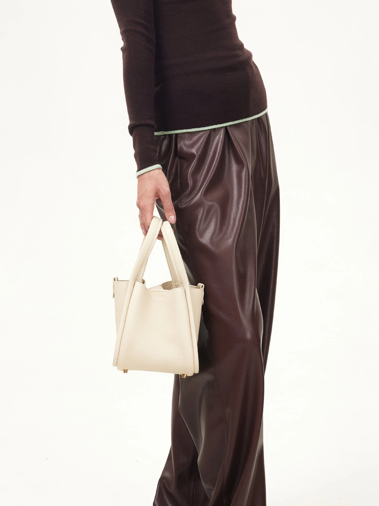 514-small-song-bag-2.webp Small Song Bag
