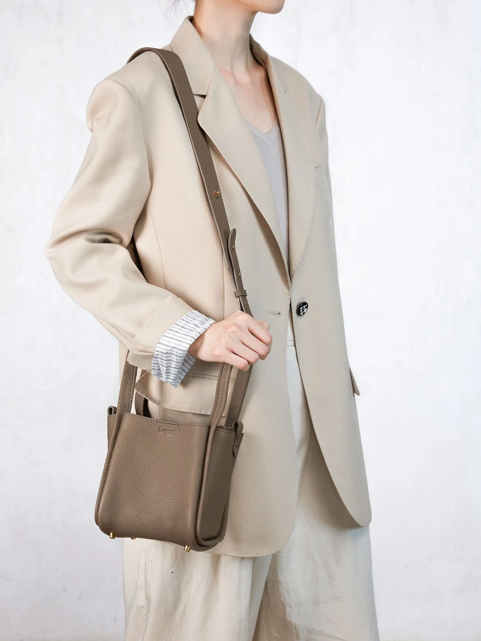 589-small-song-bag-2.webp Small Song Bag
