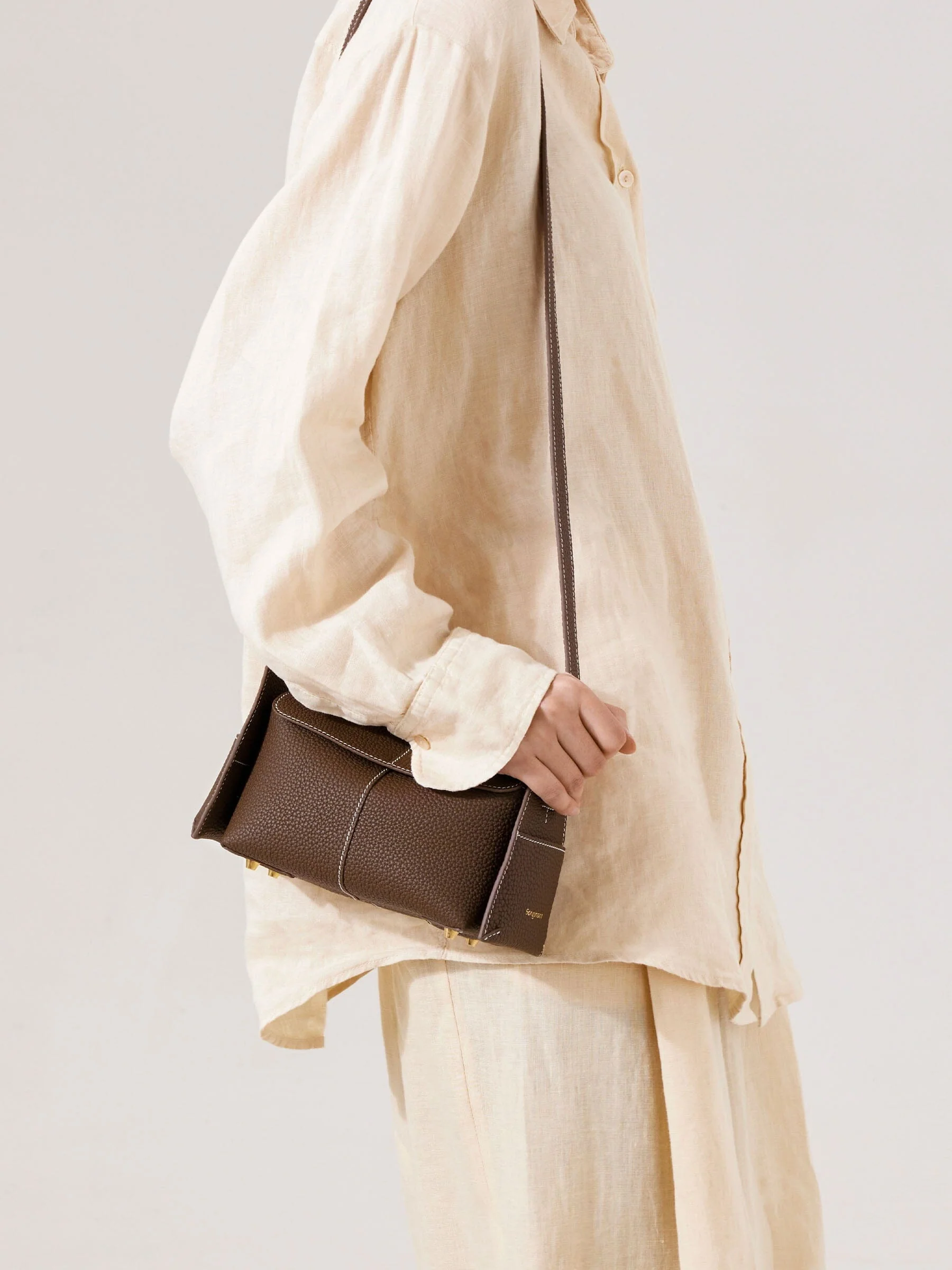 606-mini-drippy-roof-bag-2.webp Mini Drippy Roof Bag