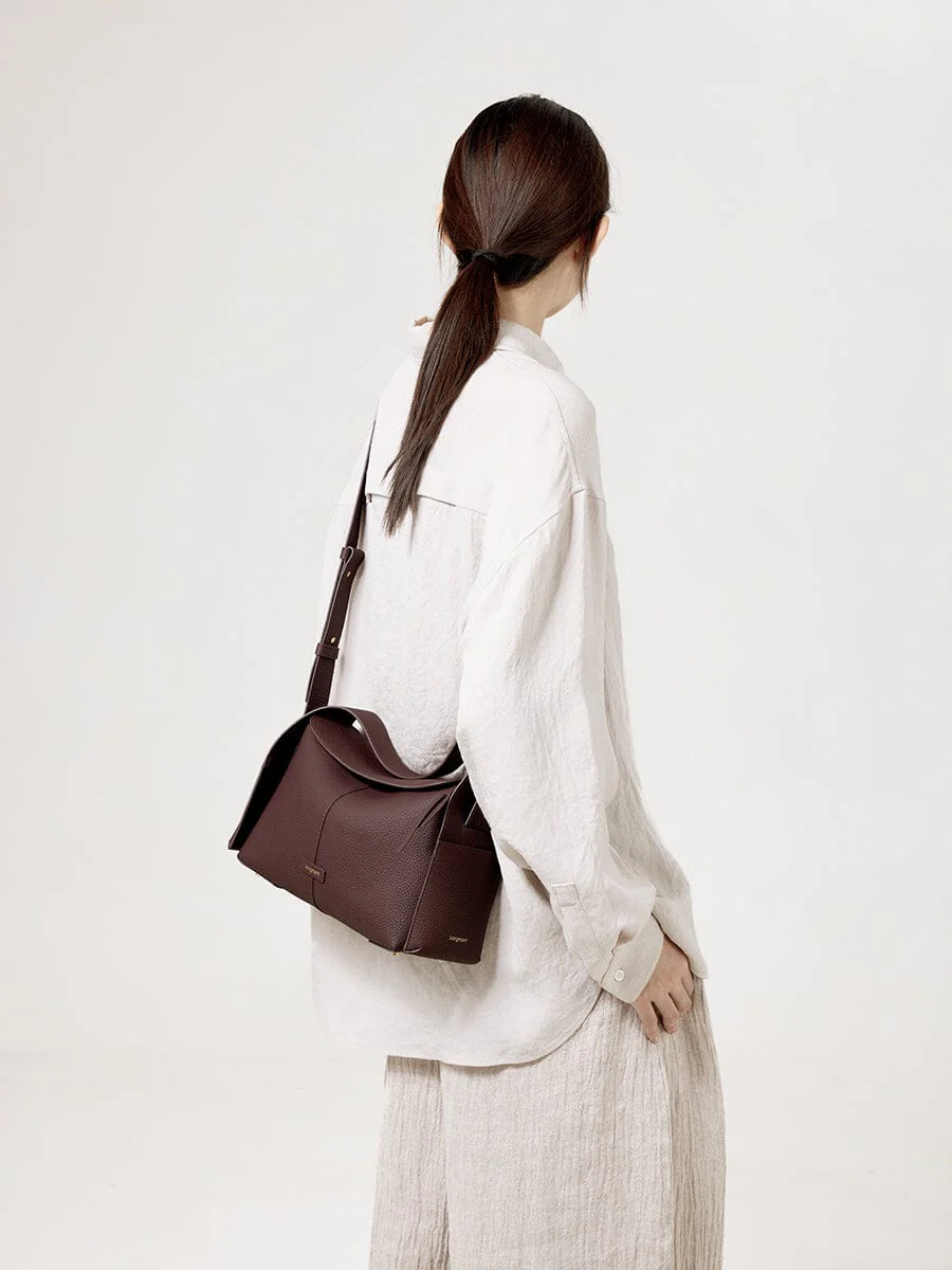 806-drippy-roof-bag-2.webp Drippy Roof Bag