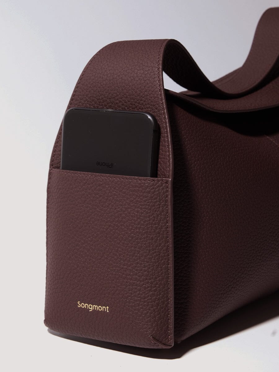 806-drippy-roof-bag-5.jpg Drippy Roof Bag